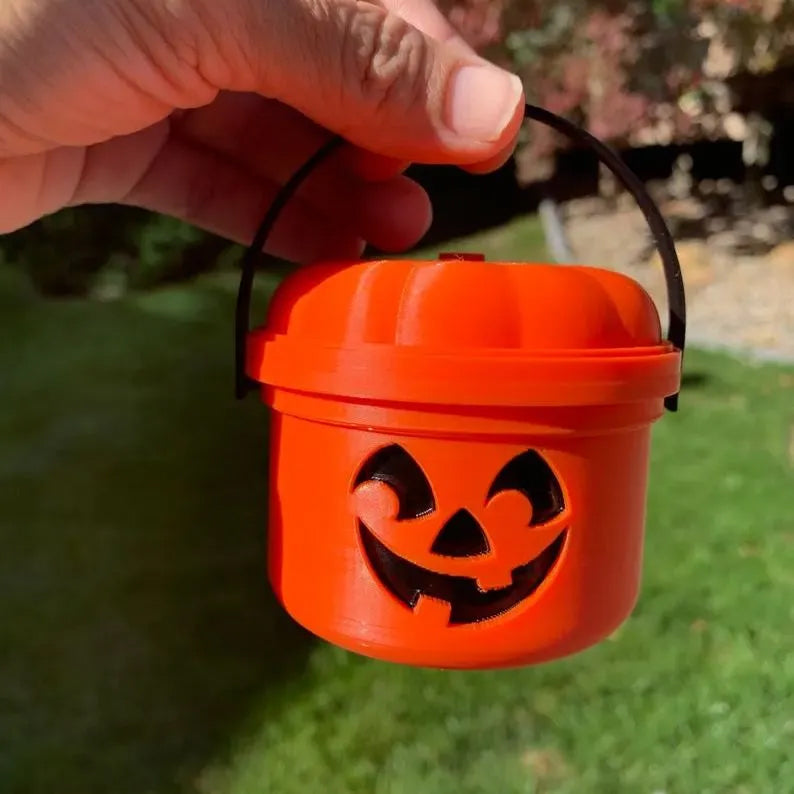 Pumpkin mini bucket