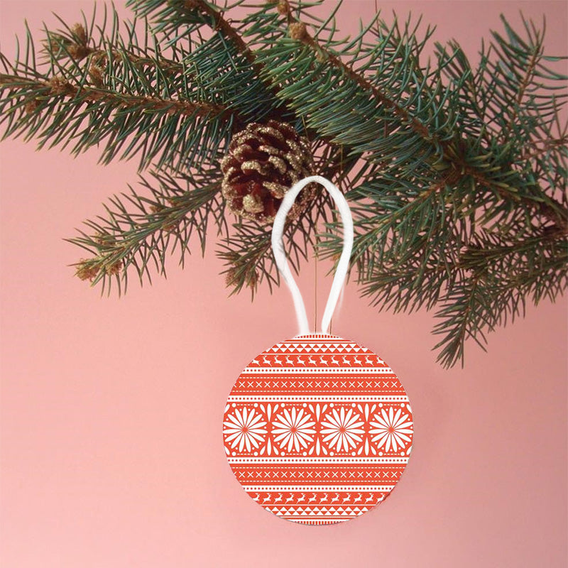 Round Christmas tree hanging sign with patterns